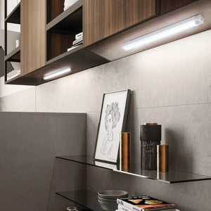 🔥Nyårserbjudande – uppladdningsbar LED-lampa, ingen behov av hålborrning, smart sensor, magnetisk design