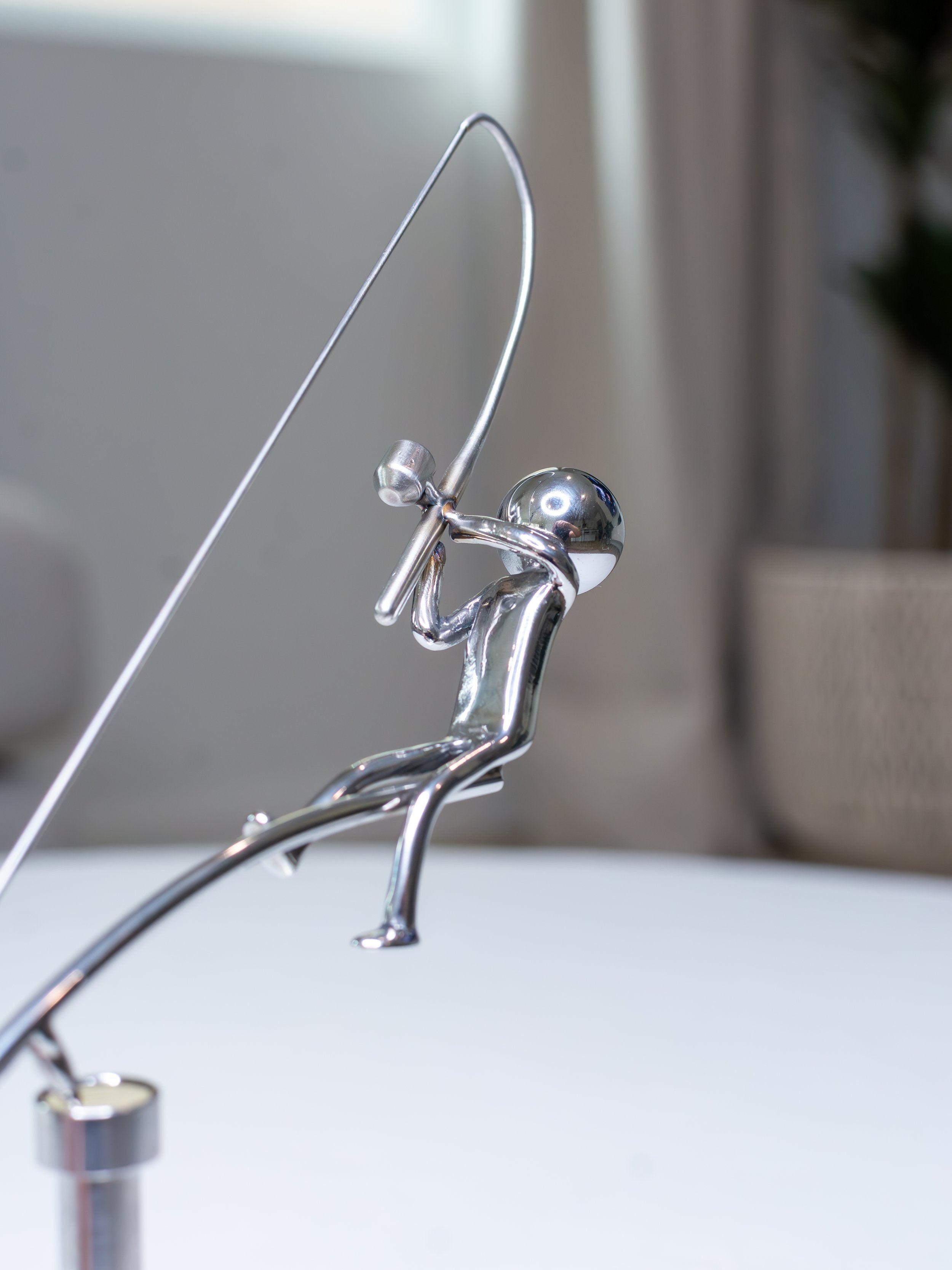 🎣Fiskaren Som Balanserar Skulpturen
